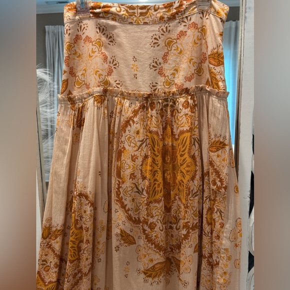 Women’s FREE PEOPLE Farrah drop waist maxi skirt- printed tiered combo. Size 8 - Picture 7 of 10